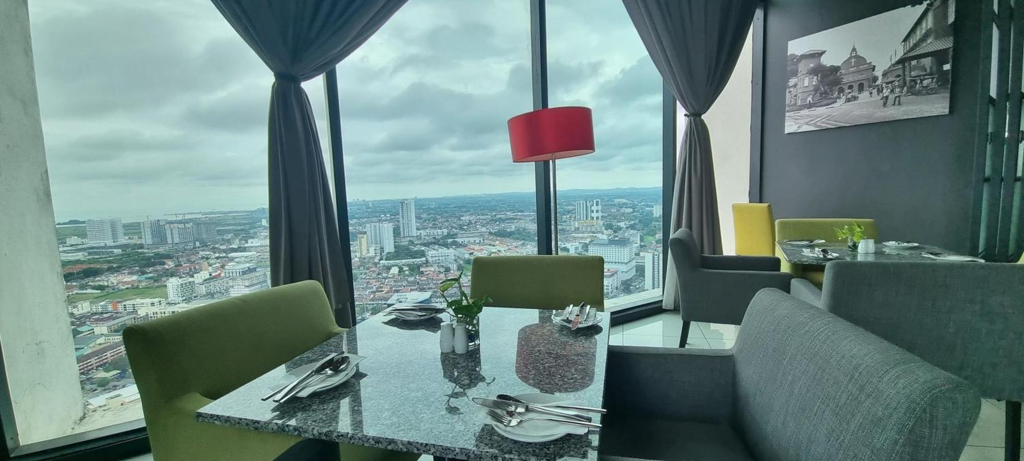 The Shore Hotel & Residences Malacca Екстериор снимка